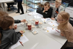 98ac6238-c81c-4472-8b6e-f00c51bd8549