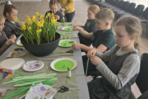 f4fa7503-30a1-4ea4-ade7-fa825d8f40d9