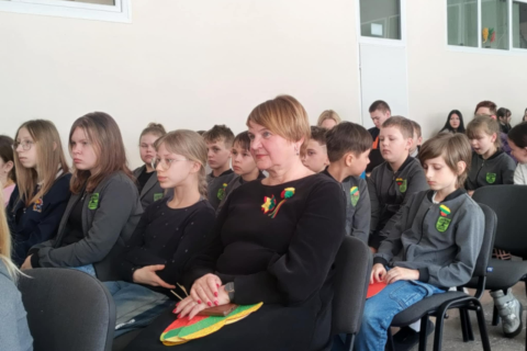 6df4cc1d-36d3-4947-869e-a97d4673199a