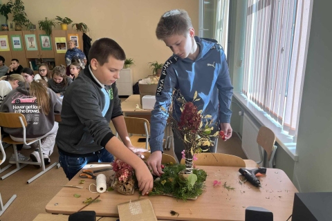 b1046d88-9915-42dd-bd30-d588a797ccba