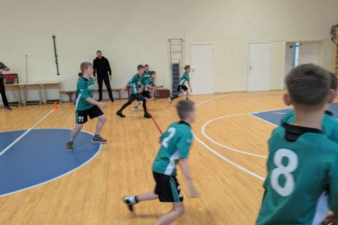 0e9cf6ab-1265-4c47-bd34-55f8ee571559