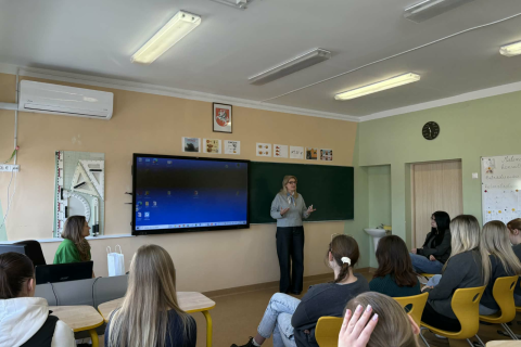 c965a41d-4005-4257-8ae6-a555dece2854