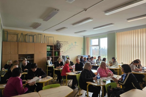 e66ff71b-b928-4061-a1b2-b5c9baf85c83