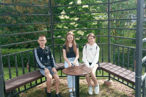 e1d2cbc8-02ed-44d4-a7e1-862fdf1b8e0d