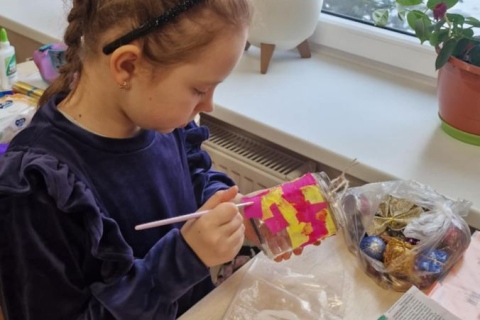 7c670b19-b041-485a-8eef-93fa8d3da70d