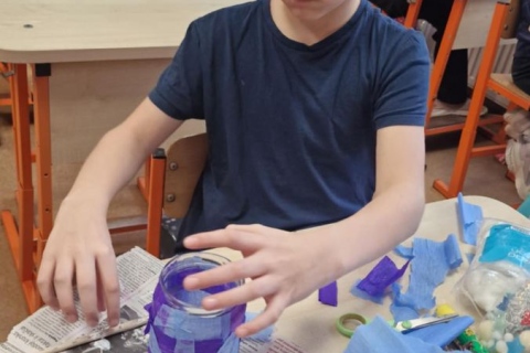 f040fdbb-4992-4cef-b5c3-e88915fdf51c