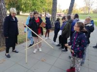 „Išmatuok plikomis rankomis“