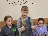 Trečiokų išvyka į Gruzdžių A. Griciaus biblioteką
